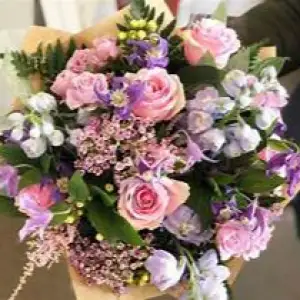 Emirates Flower